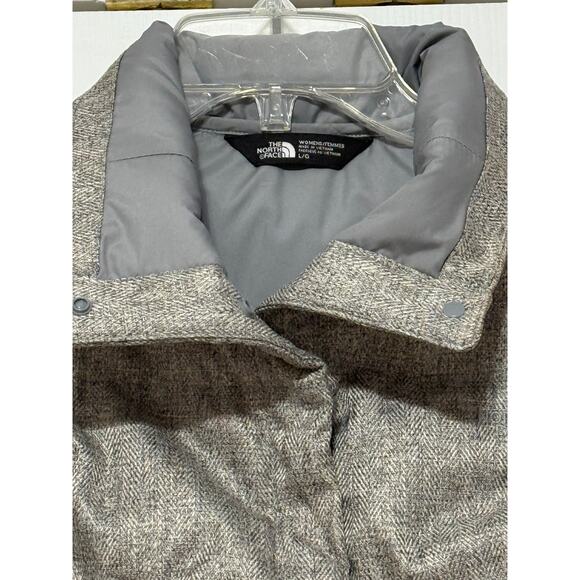 The North Face Gray Herringbone Puffer Vest, Size L - Picture 3 of 8